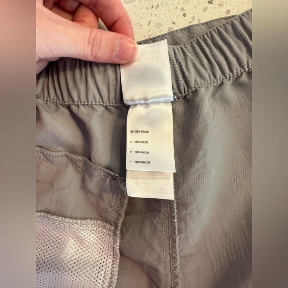 THE NORTH FACE WOMEN’S XS NYLON CARGO OUTDOORS CASUAL HIKING SHORTS KHAKI GREY - Picture 13 of 13